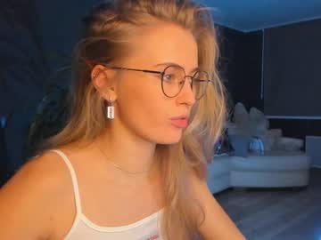 girl linellali capture image #2957435
