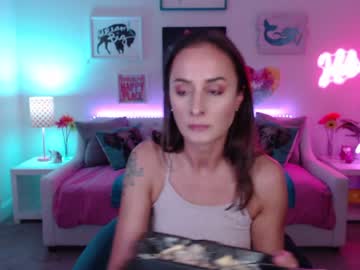 girl holihurricane capture image #6633056