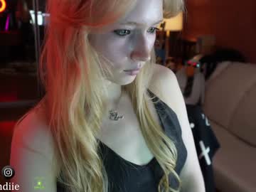 girl bestblondiiecb capture image #6805687