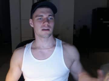 man _alexanderwilliams capture image #6497919