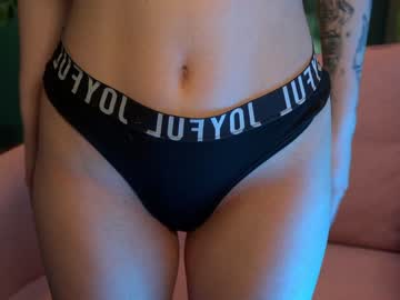 girl yours_lola capture image #1271536