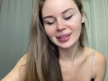 girl militonia capture image #2702285