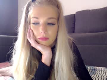 girl pervyblonde capture image #1901536