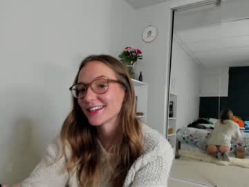 girl innocentprovenguilty capture image #370684