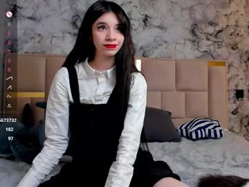 girl moonlitkisss_ capture image #7022591