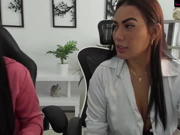 couple emillybrowm capture image #1773863