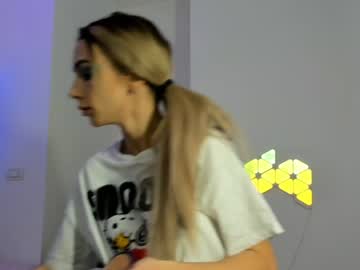 girl hotfallingdevil capture image #2977510