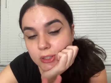 girl gia_is_horny capture image #2710559
