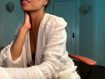 girl lady_episteme capture image #1741906