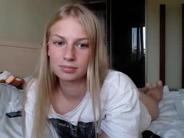 girl magic_couple13 capture image #2334009