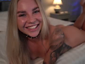 girl cute__foxy capture image #4239268