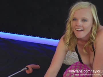 girl taylor_love_303 capture image #1667752