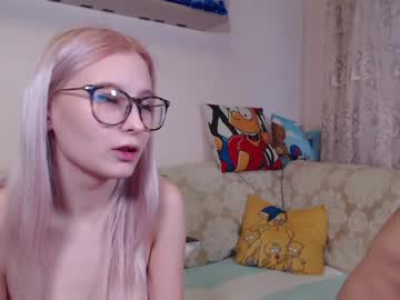 girl simoncouple1 capture image #787399
