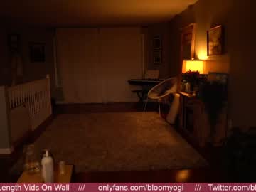 girl bloomyogi capture image #1202283