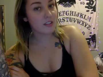 girl thicc_tattooed_bitch capture image #3163280