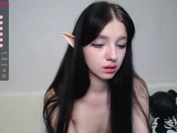 girl shycinderella capture image #3035791