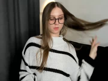 girl knock_knocks capture image #6282871
