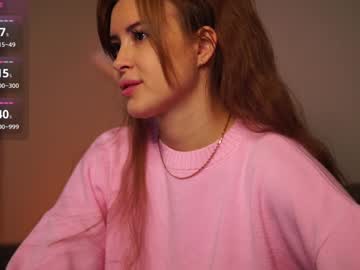 girl zoe_milkis capture image #7010468
