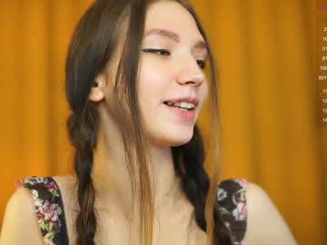 girl angels_kiss capture image #2570179