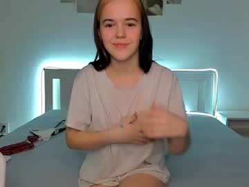 girl renee_whi capture image #3169002