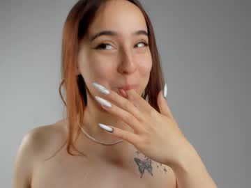 girl evadolphin capture image #4397444