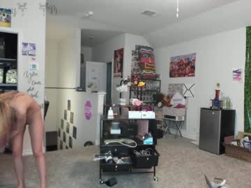 girl pr3ttyp1nkpussy capture image #2589724